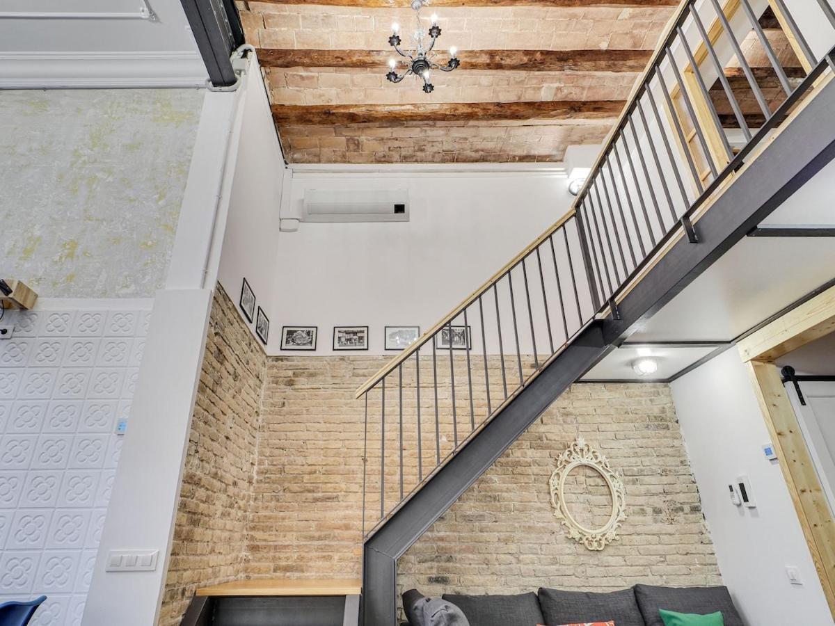 Concordia - Beautiful Flat, Spacious, 4 , 2 Bath Barcelone