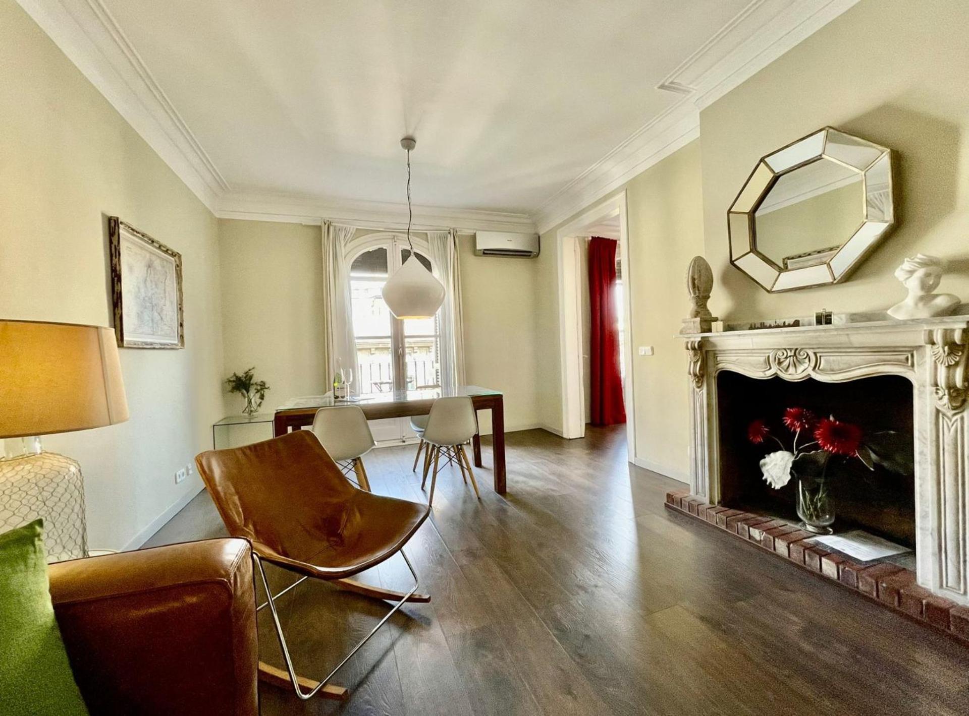 The Ultimate Central Place Apartment *