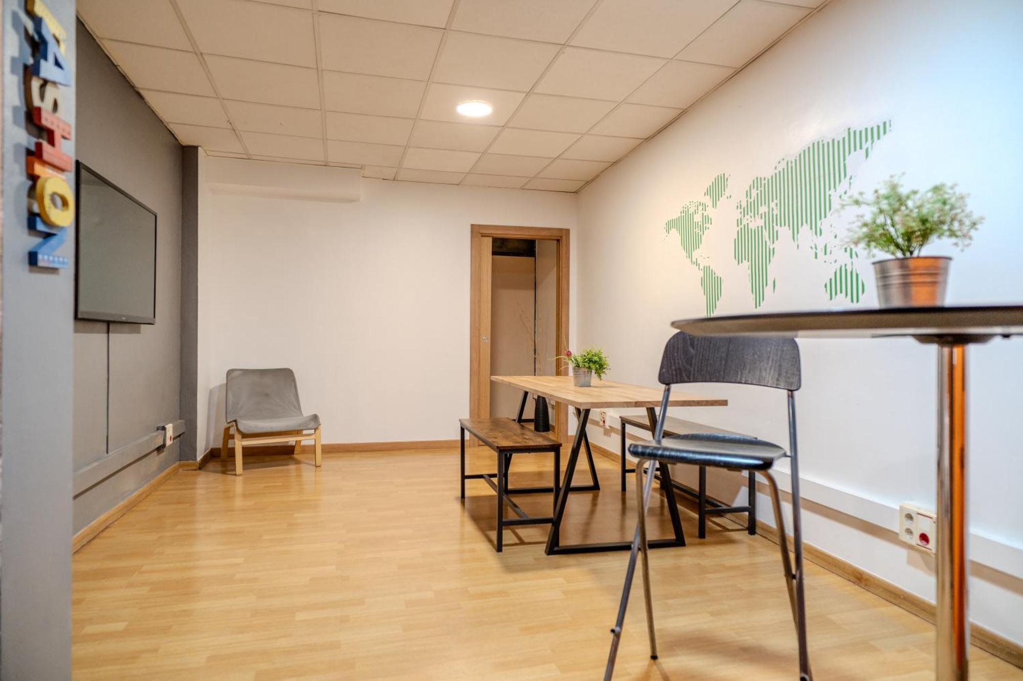 Auberge de jeunesse Holidaysbcn *