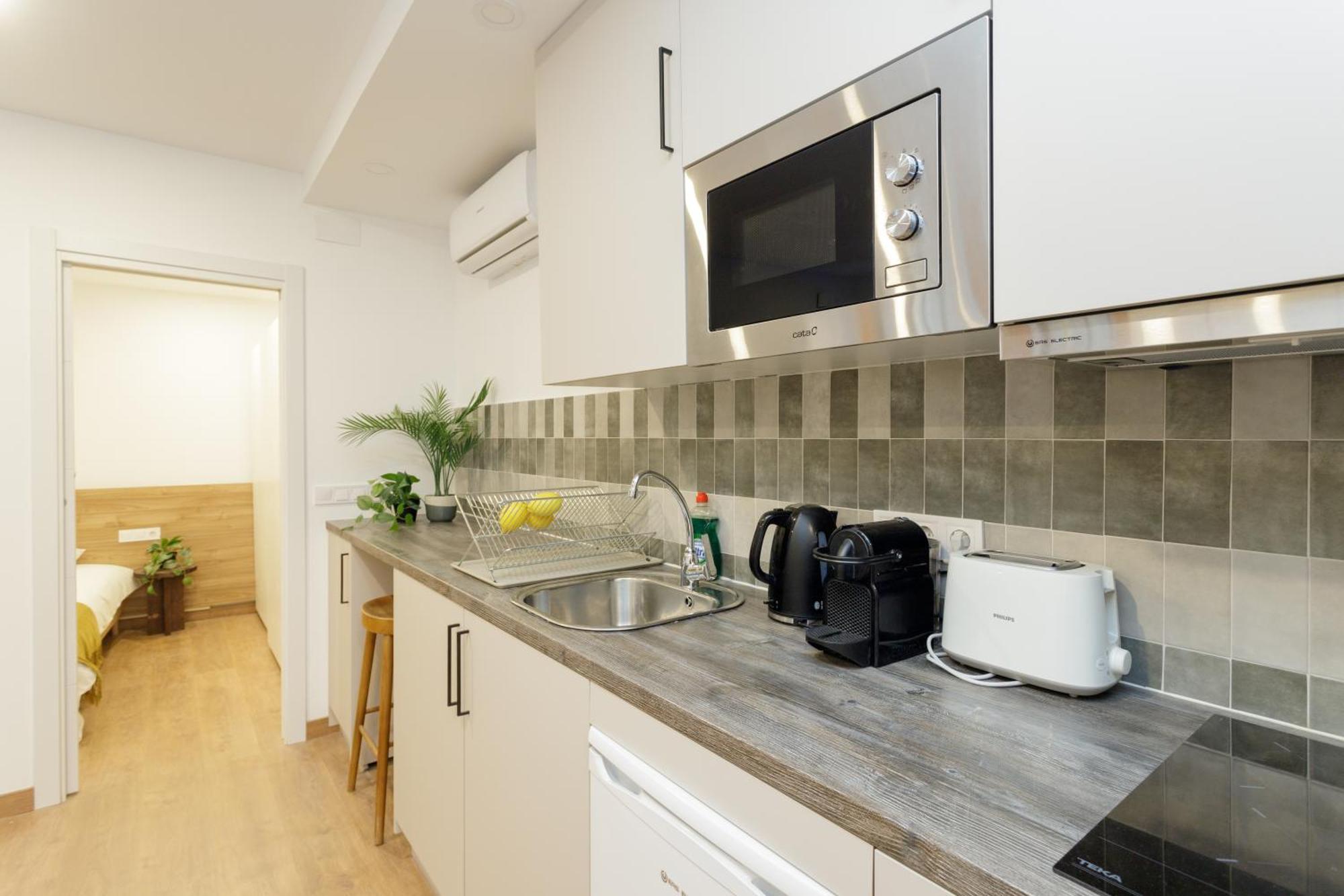 Apartment Oasis & Old Town Center