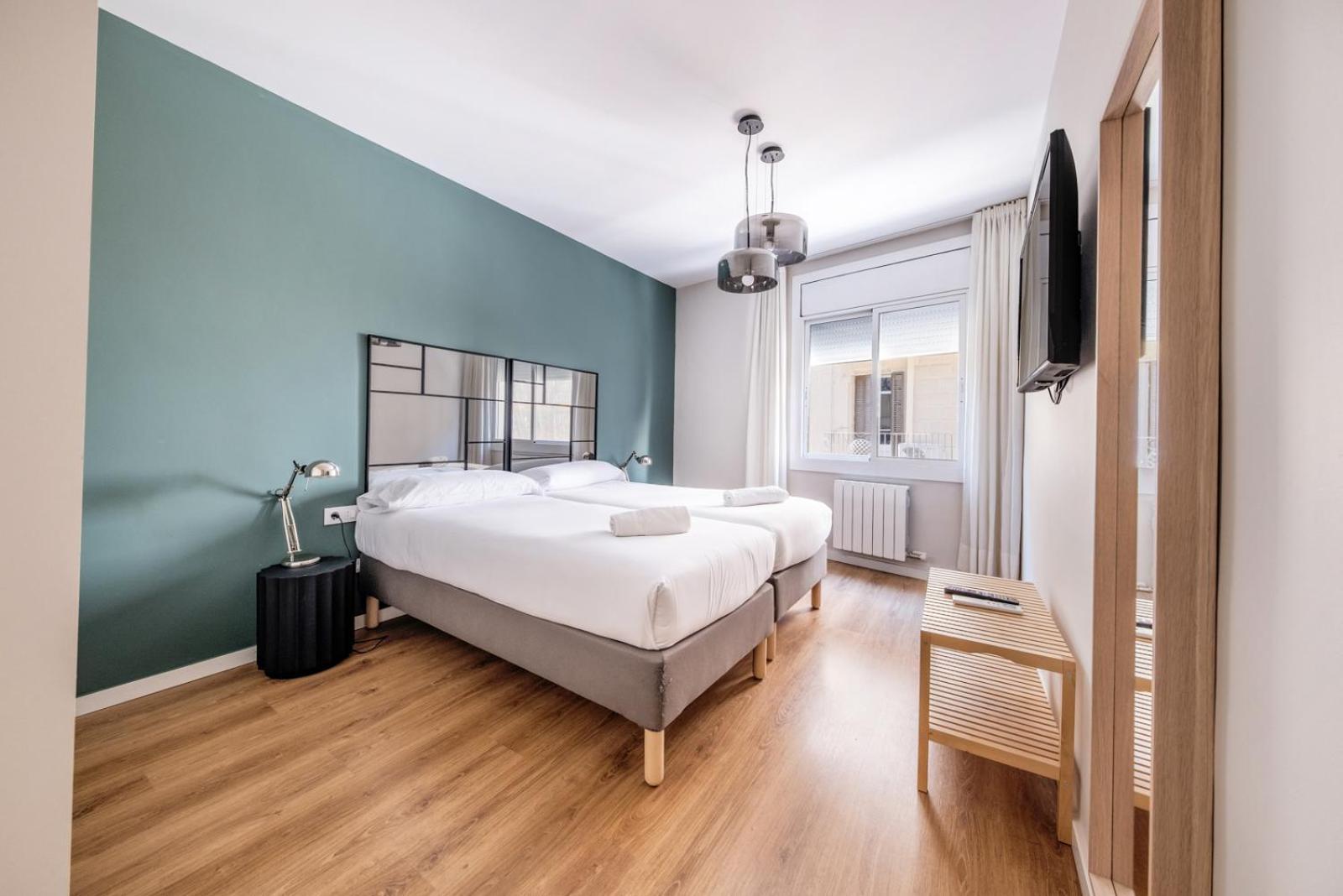 Ainb Sants * Barcelona