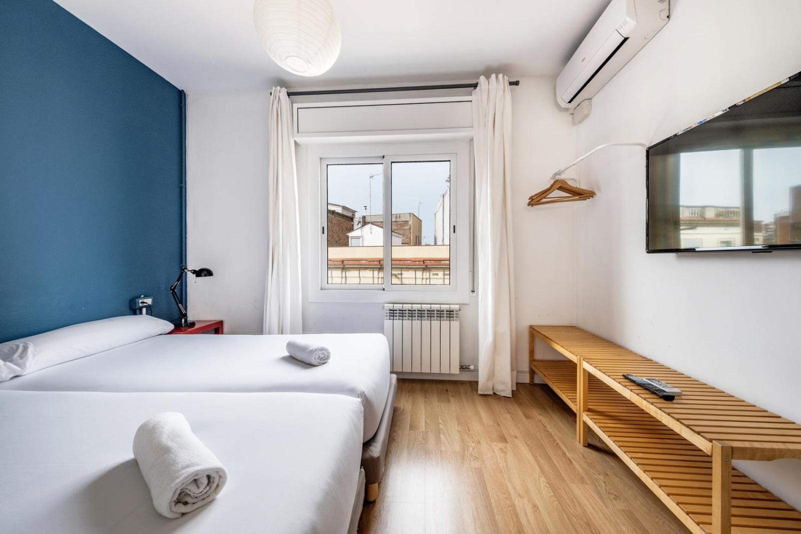 Ainb Sants Barcelona