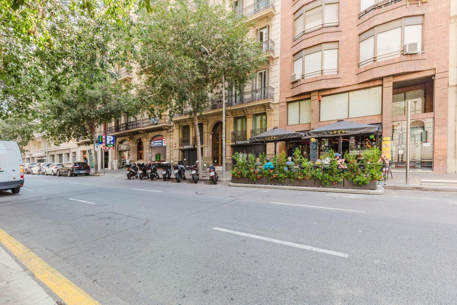 Blueground La Dreta De Leixample Doorman Wd Bcn-156