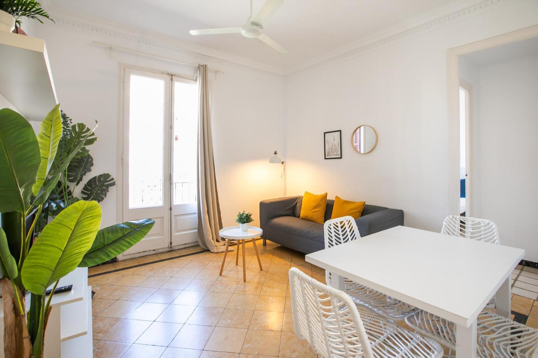 31Par1110 - Mediterranean Style Apartment * Barcelona