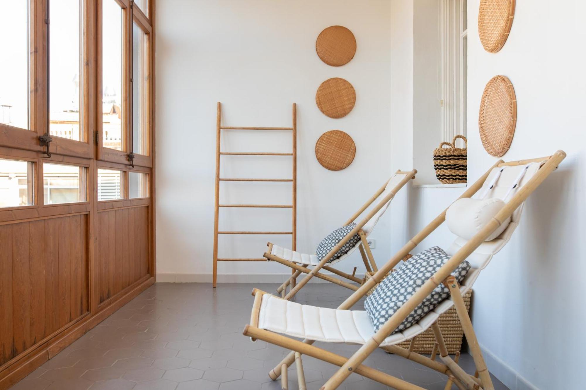 Eg42b - Modernista En El Centro De Appartement *