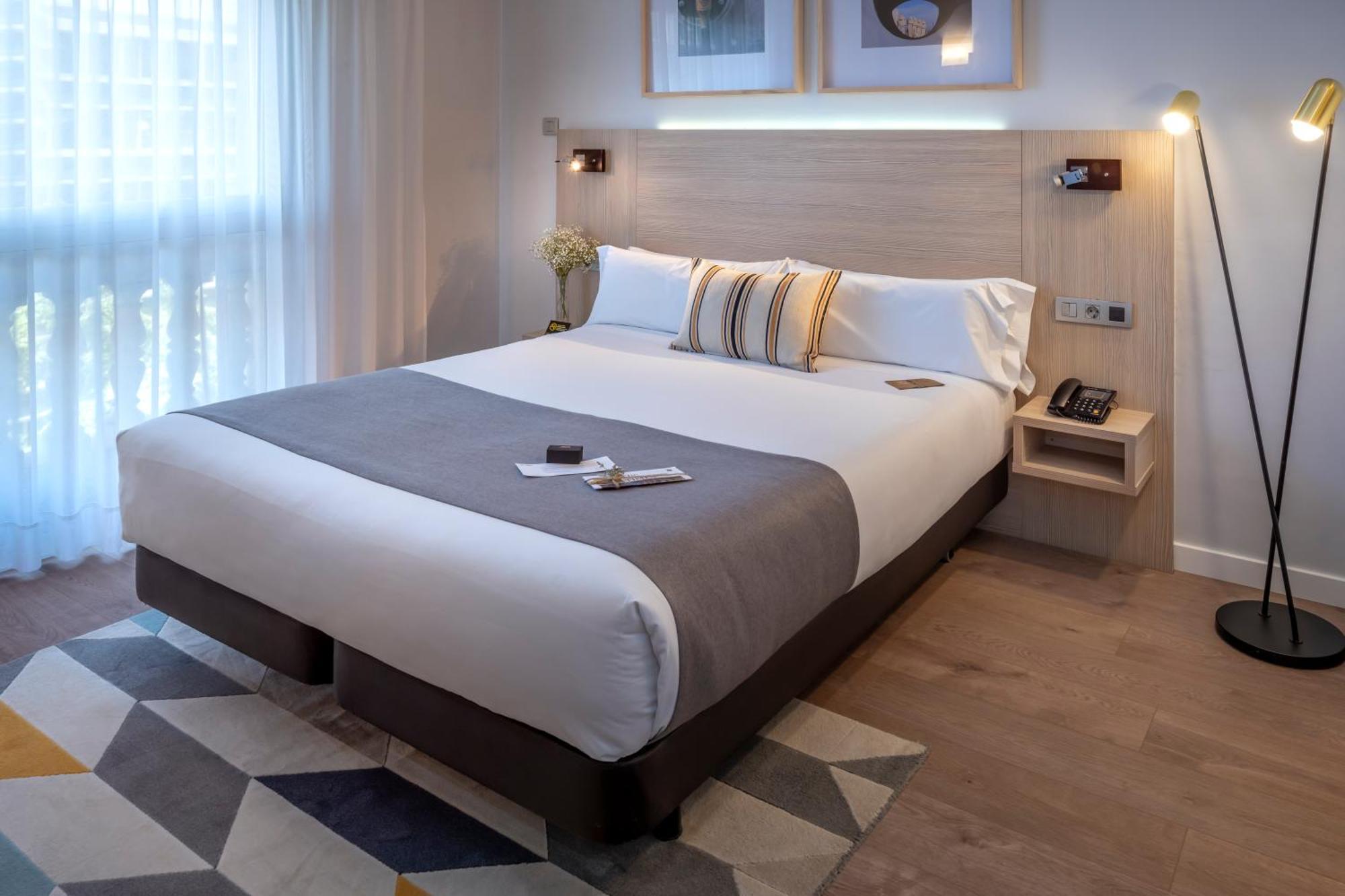 Serhs Rivoli Rambla Hotel 4*