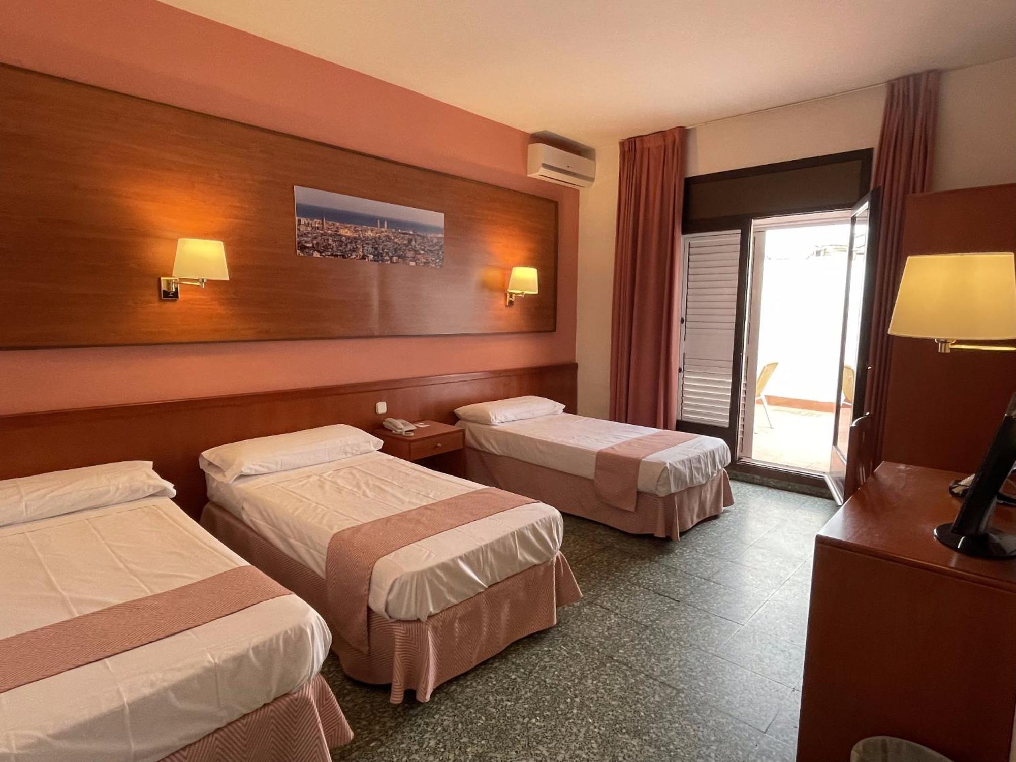 Hotel Cuatro Naciones 2*