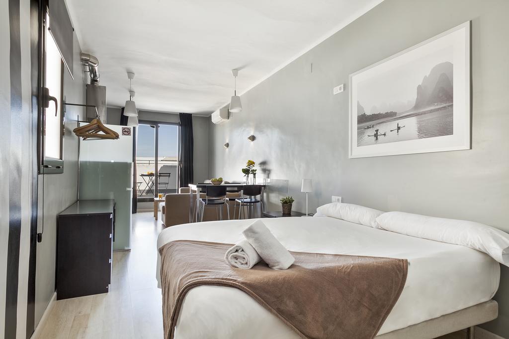 Appartement Fira By Gaiarooms