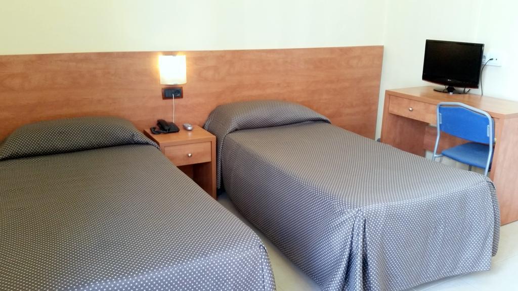 Capitol Ramblas Gasthof 2*