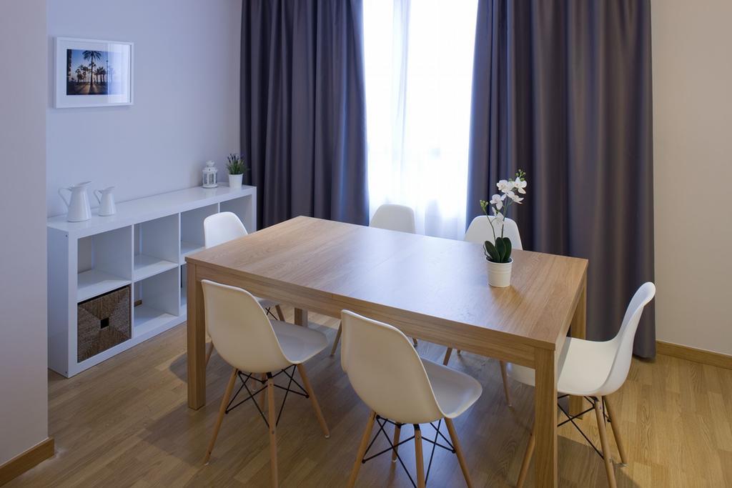 Flateli Pelai Apartment Barcelona