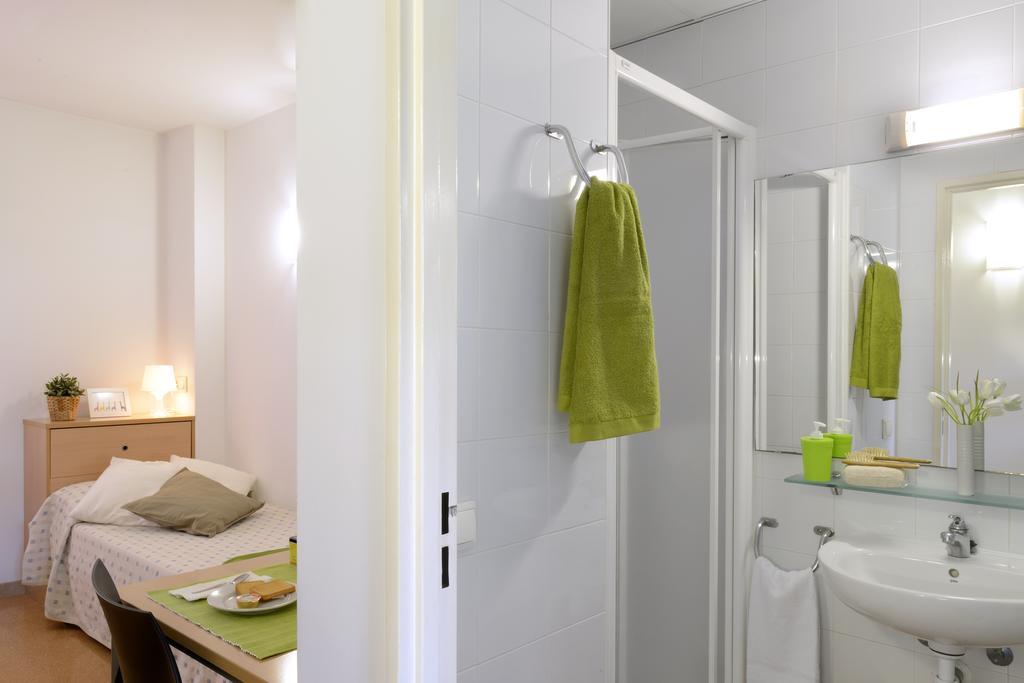 Residencia Universitaria Torre Girona Apartment Barcelona