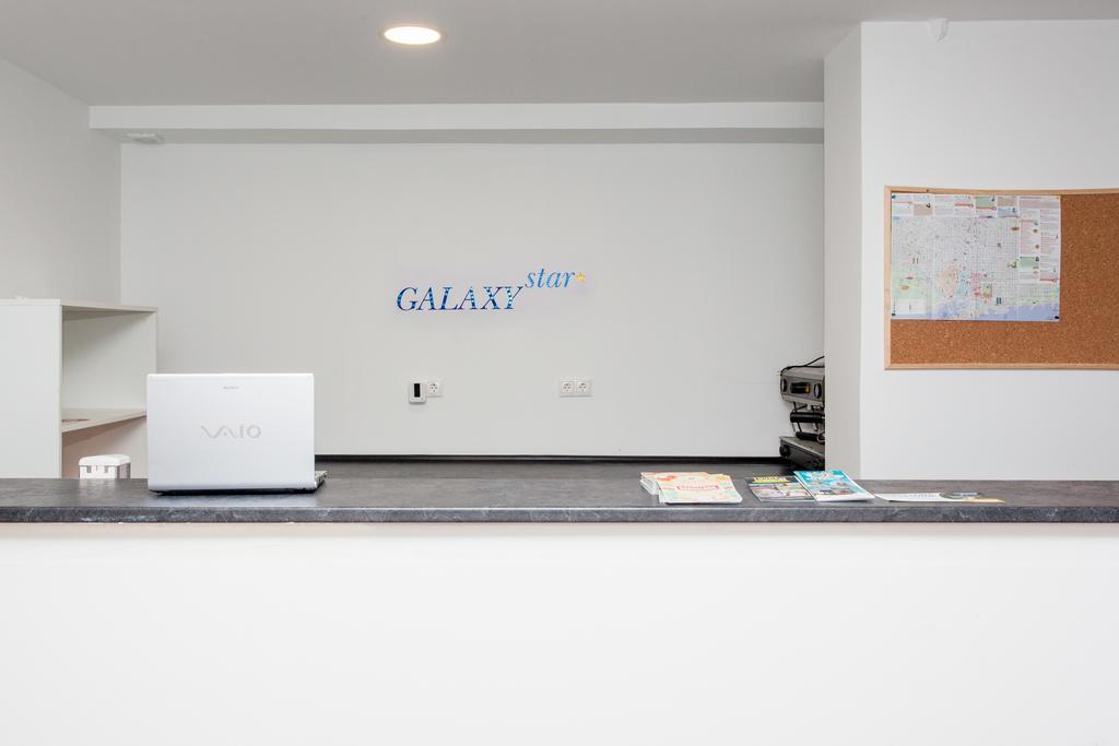 Auberge de jeunesse Galaxystar *