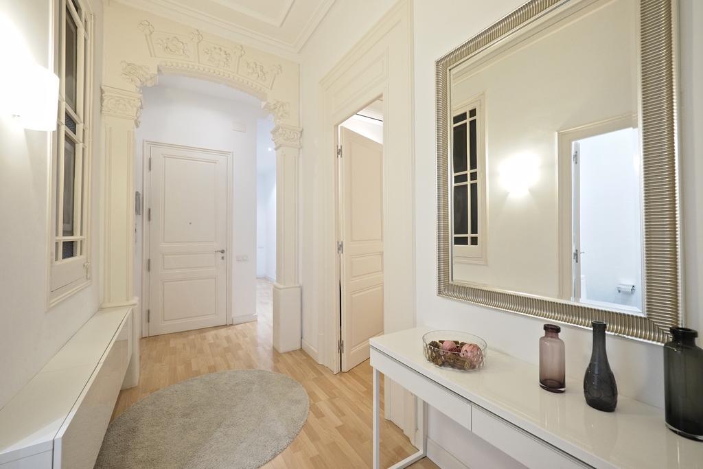 Apartment Way To Bcn Casa Rovira *