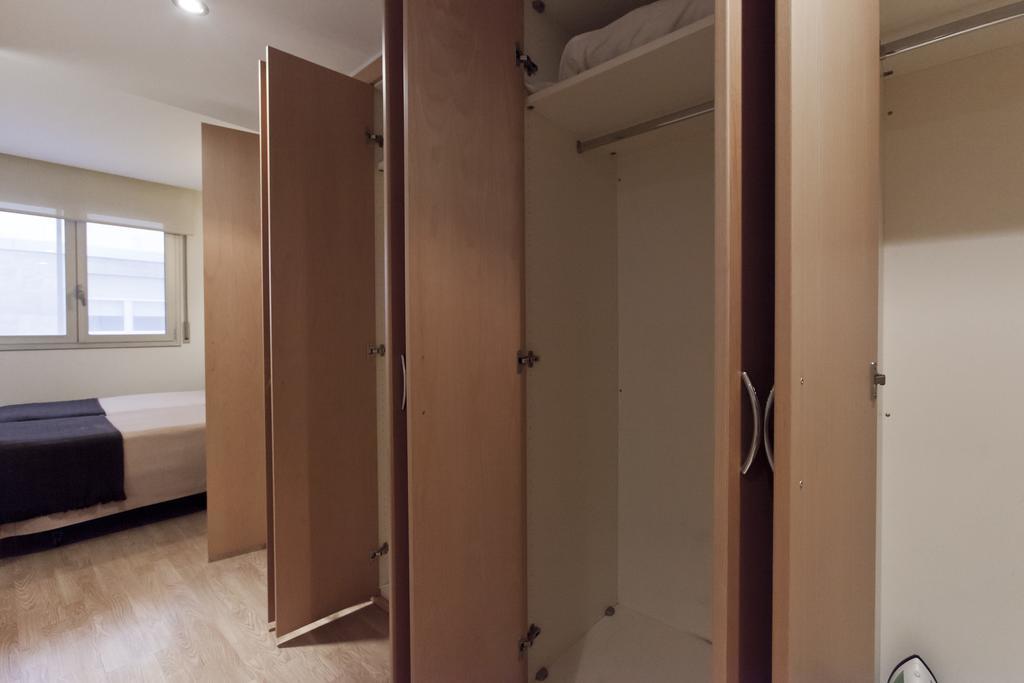 Apartaments Travessera-Parc Gueell