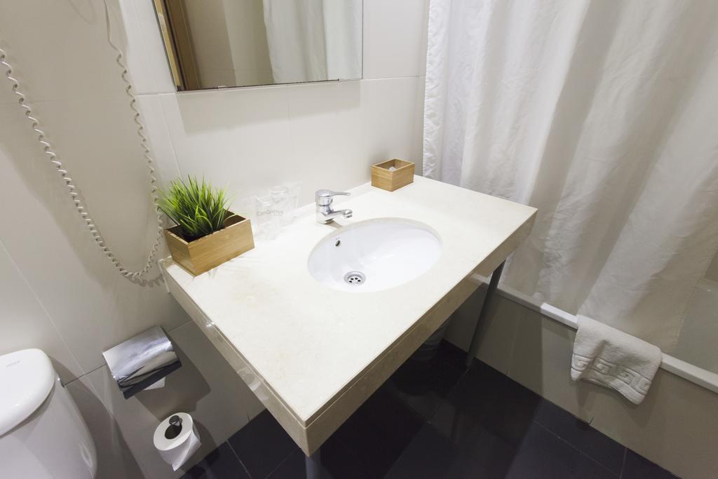 Apartaments Travessera-Parc Gueell