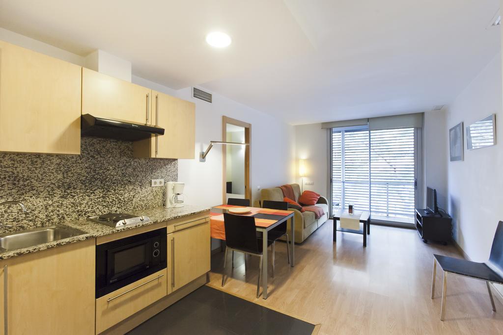 Apartaments Travessera-Parc Gueell
