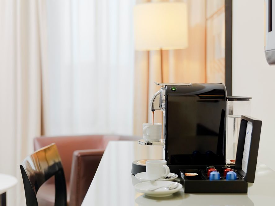 Hotel H10 Urquinaona Plaza (adults Only) 4*