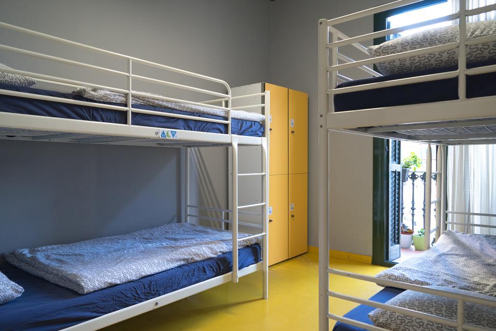 Sleep - Certified Eco Youth Barcelona