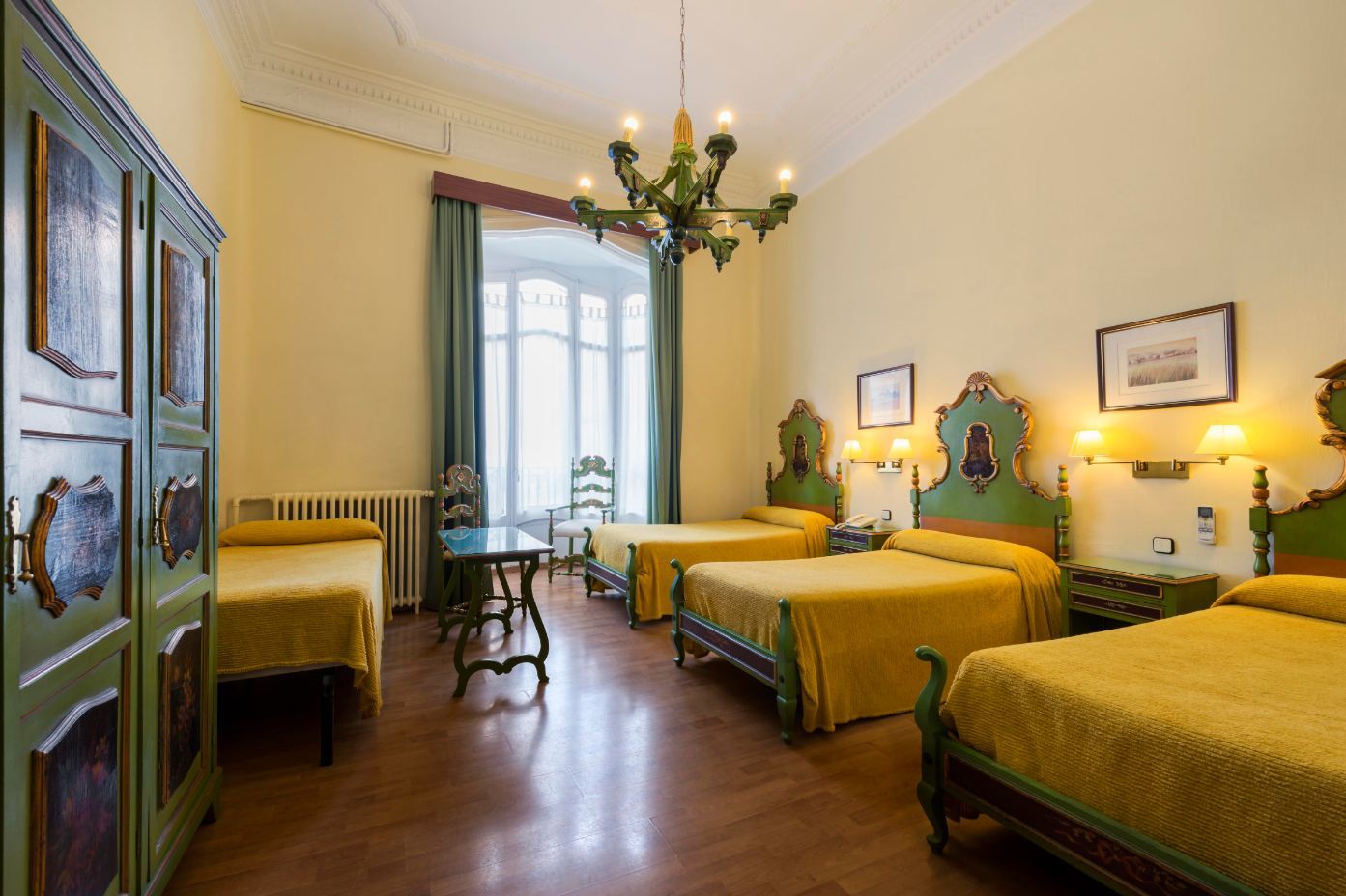 Hotel Meson Castilla Atiram 3*