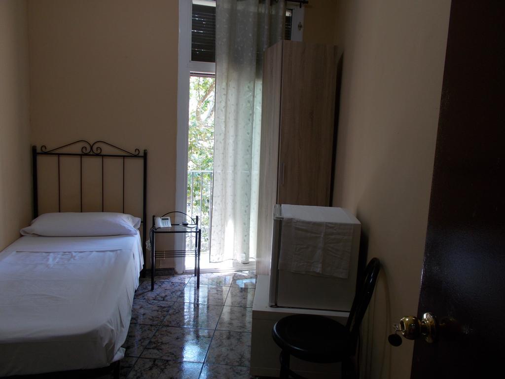 Guest house Nou Raval 3*