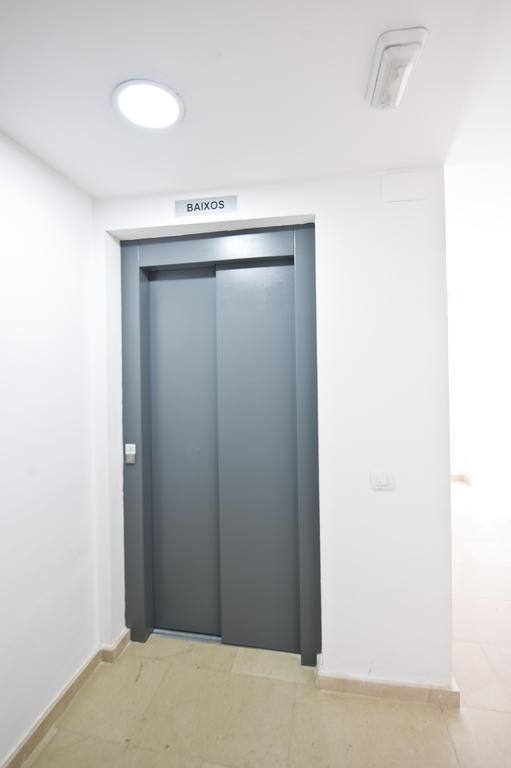 Sunny Flat