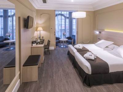 Serhs Rivoli Rambla 4*