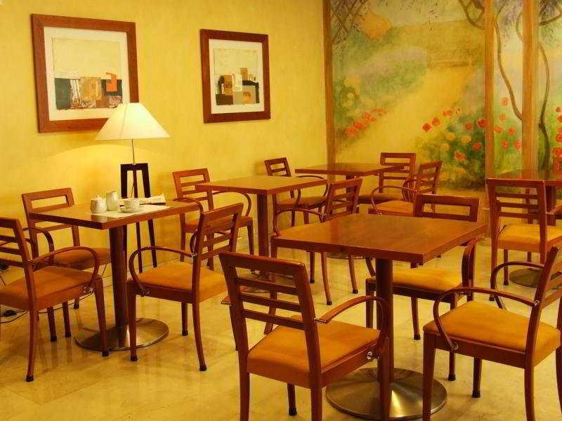 Hotel Aristol - Sagrada Familia 3*
