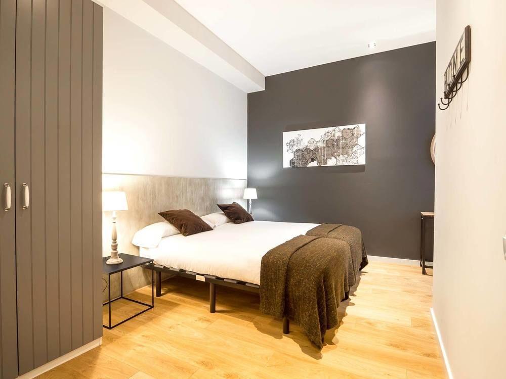 Rent Near Plaza De Catalunya Appartement *