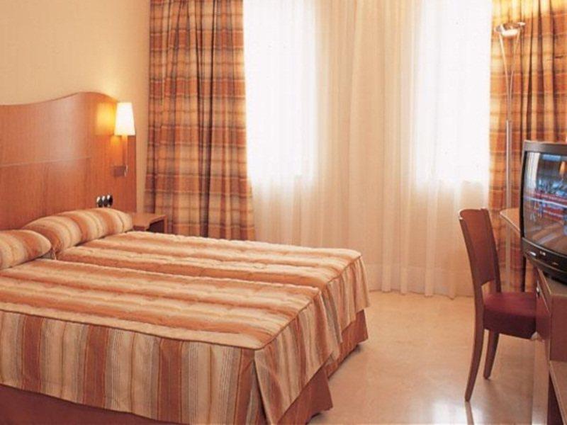 Aristol - Sagrada Familia 3*