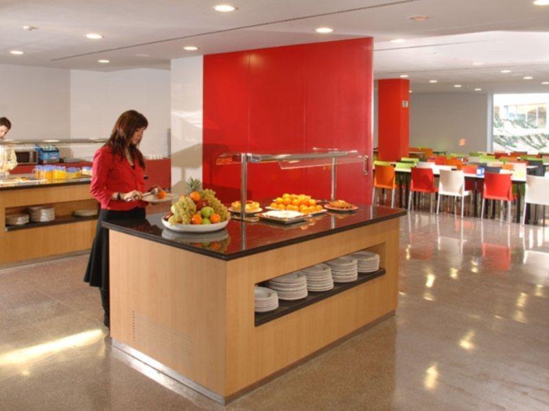 Agora Bcn. Residencia Universitaria Internacional * Barcelona