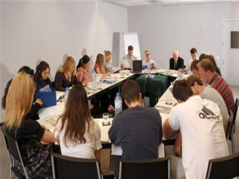 Agora Bcn. Residencia Universitaria Internacional *