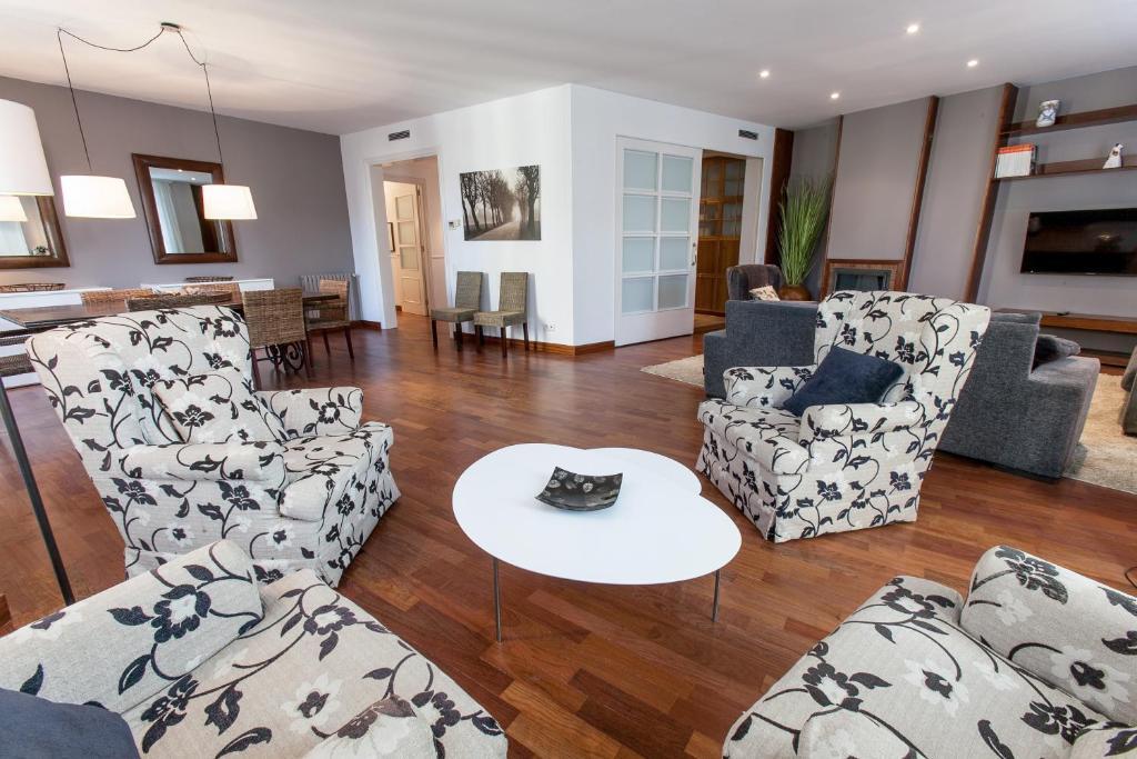 Serennia Ramblas - Placa Catalunya Apartment Barcelona