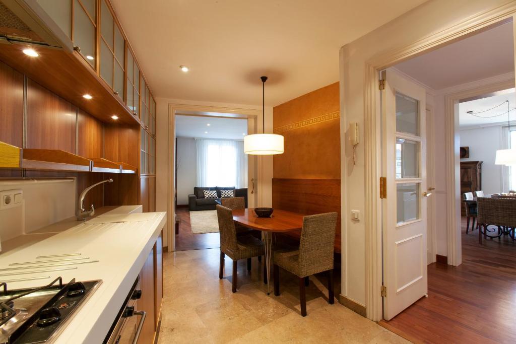 Apartment Serennia Ramblas - Placa Catalunya *