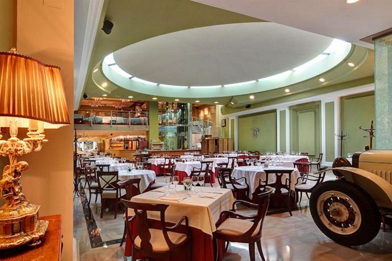 Appart hôtel Apartaments-hotel Hispanos 7 Suiza Barcelone