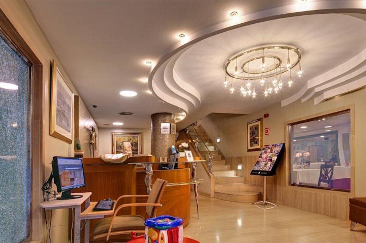 Apartaments-hotel Hispanos 7 Suiza Barcelone
