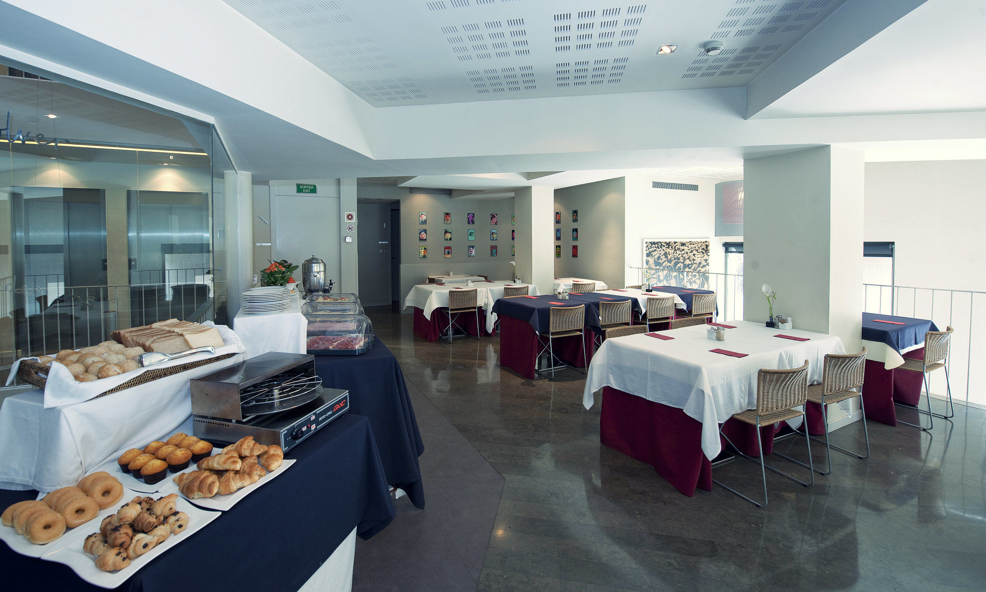 Sercotel Amister Art 4*