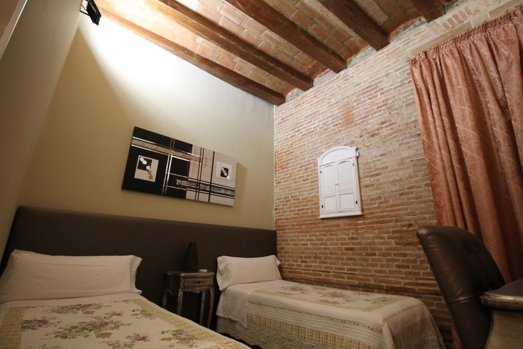 Orleans Guest house Barcelona