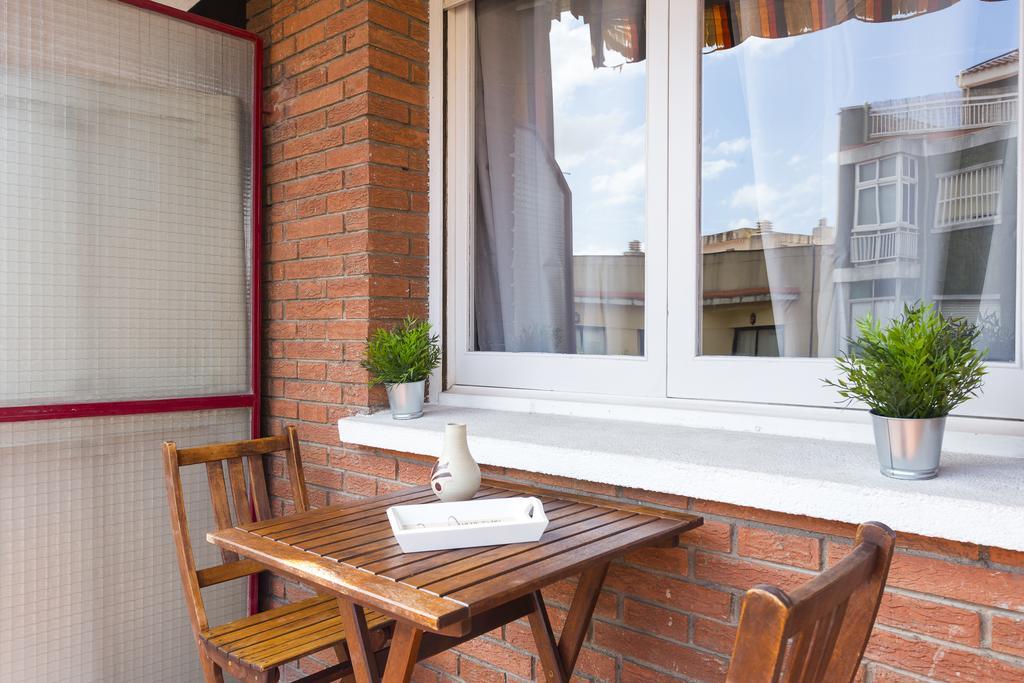 Spacious 4 Bedroom Fira Bcn & Camp Nou Barcelone