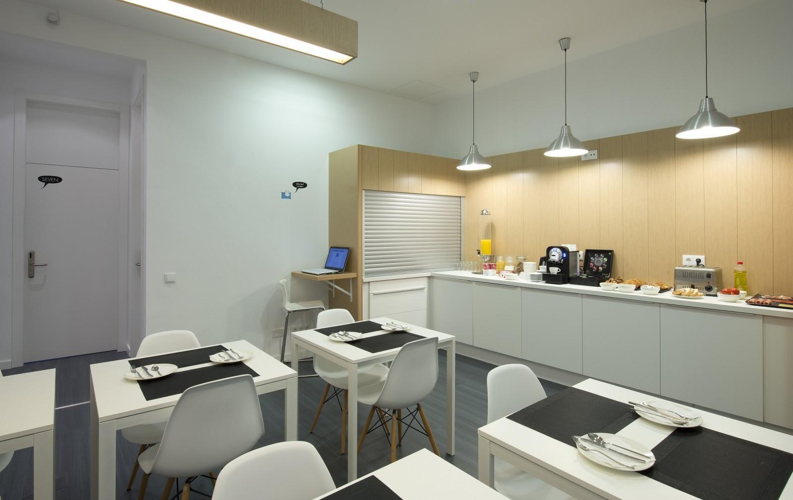 Guest house Bypillow Ramblas (adults Only) 2*