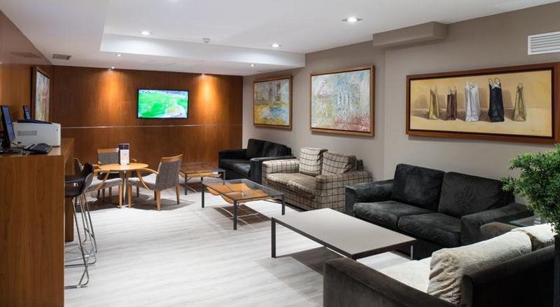 Catalonia Born Hotel 4*
