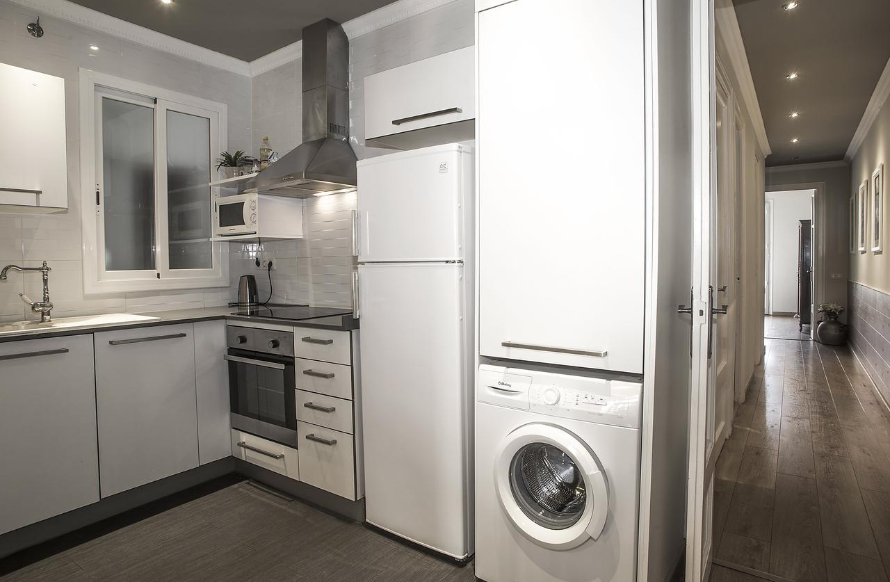 Mai & Maud Paralel Apartment