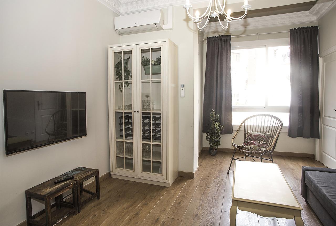 Apartment Mai & Maud Paralel Barcelona