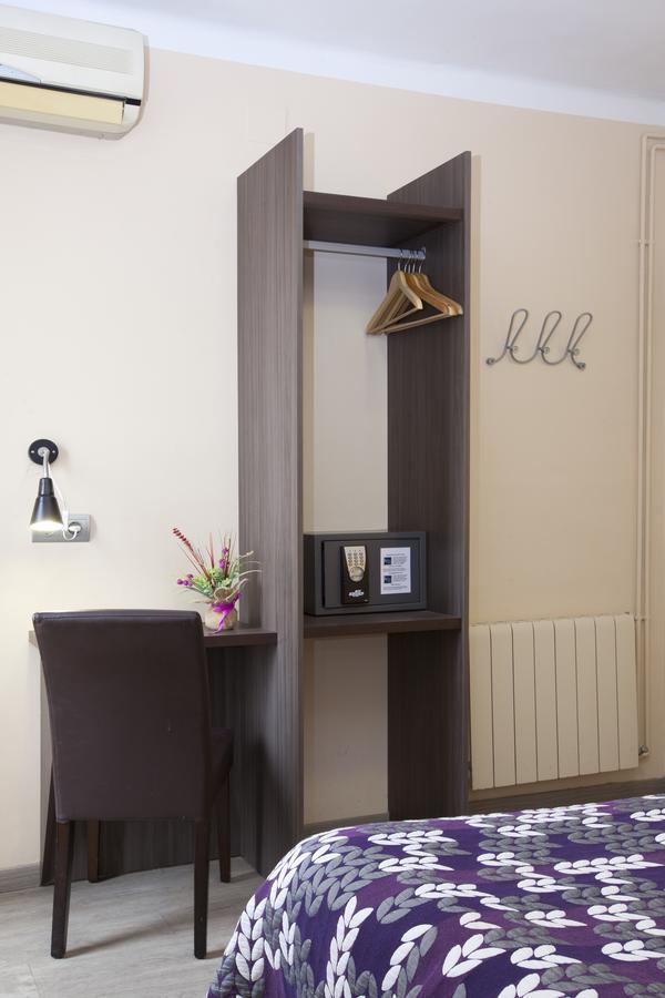 Guest house Hostal Barcelona Barcelona
