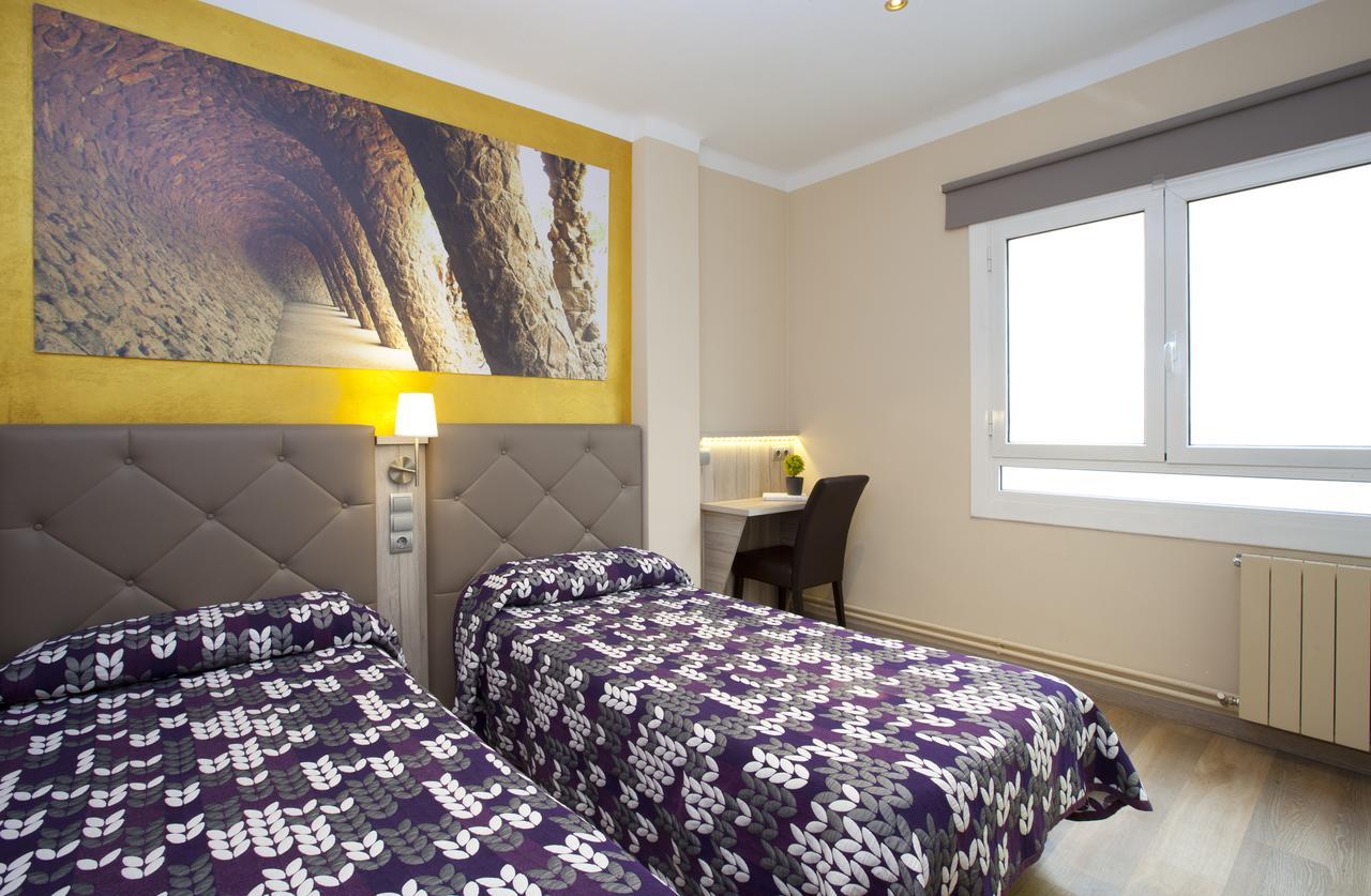 Hostal Barcelona Guest house