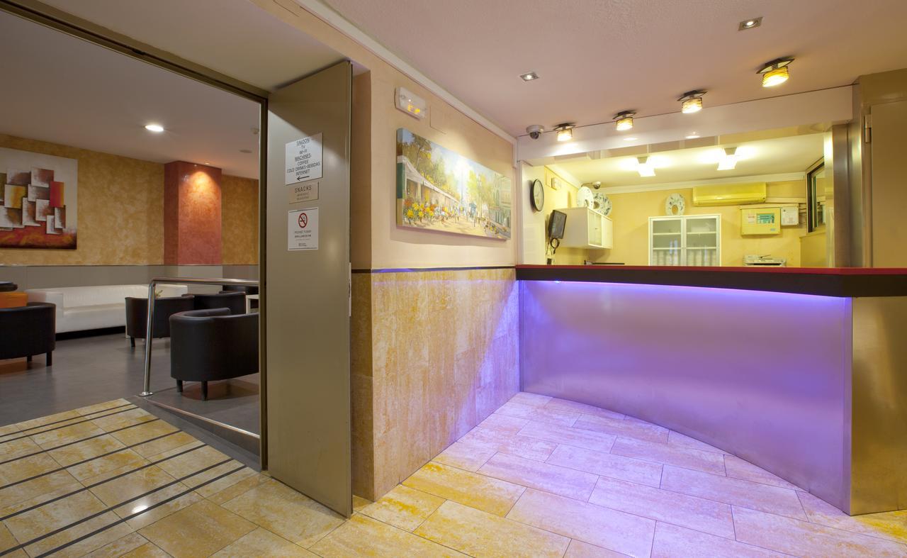 Guest house Hostal Barcelona Barcelona