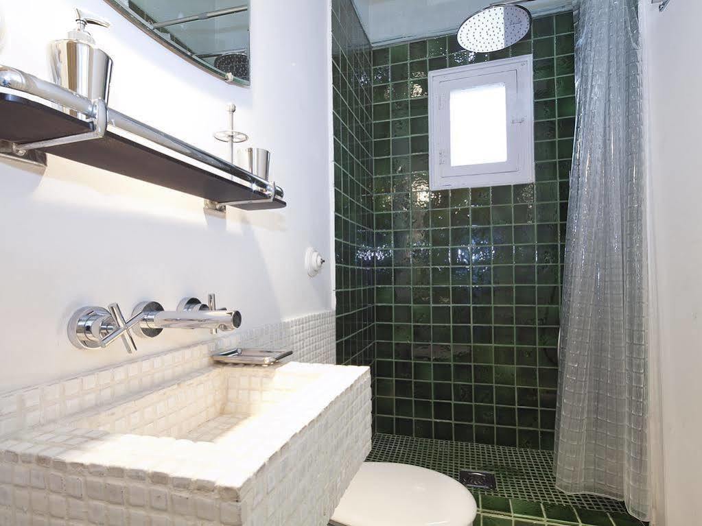 Around Exclusive Hotel 4*