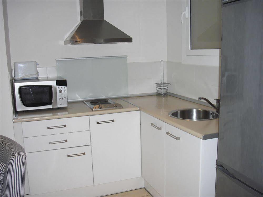 Apartaments Travessera-Parc Gueell