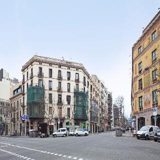 Around Exclusive 4* Barcelone