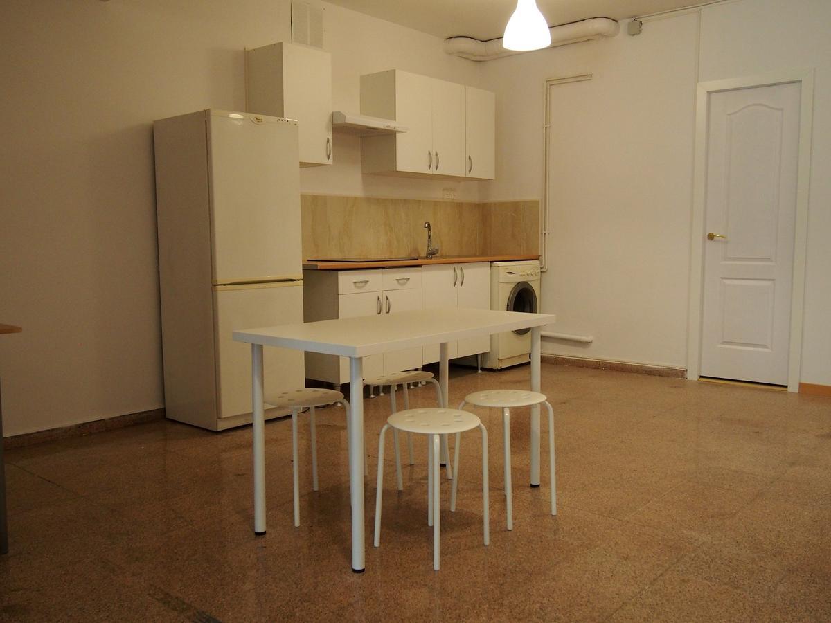 Hostel Rent 10 *
