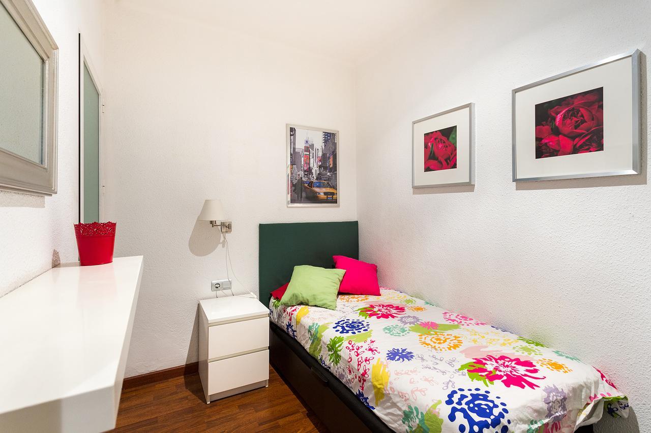 Oxis - Plaza Espana Fira * Barcelona